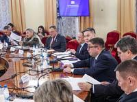 За круглым столом национальностей
