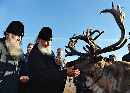 ПАТРИАРХ КИРИЛЛ ПОБЫВАЛ В ГОСТЯХ У ОЛЕНЕВОДОВ КАНЧАЛАНА