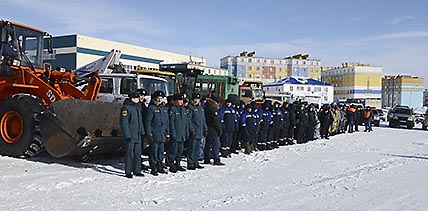 СЦЕНАРИЙ, БЛИЗКИЙ К РЕАЛЬНОСТИ