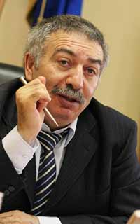 КАК ЧУКОТКЕ ВЫЖИТЬ В ПЕРИОД КРИЗИСА?