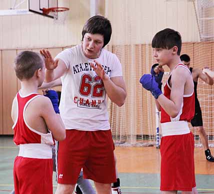 БОКС ОТ ЧЕМПИОНКИ