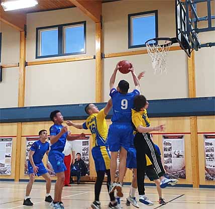 КУБОК ПАМЯТИ И МЯЧИ ОТ ГУБЕРНАТОРА