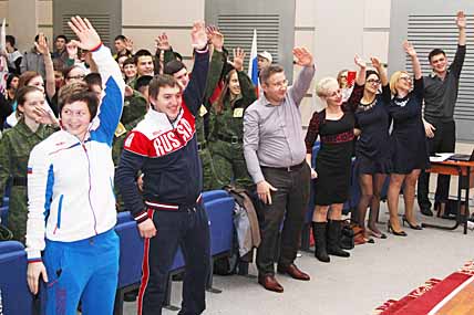 СПОРТ ВХОДИТ В МОДУ