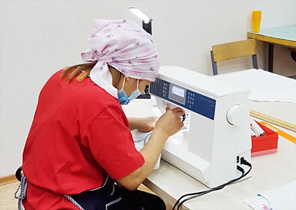 И ДИСТАНЦИЯ ИМ НЕ ПОМЕХА