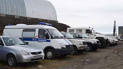 СТРАЖИ ПОРЯДКА НА ПОЛНОМ ХОДУ