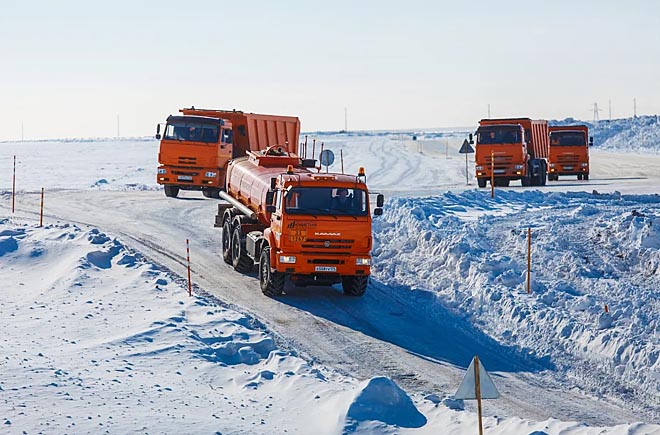 Новый резидент Арктической зоны создаст в округе парк из 250 тягачей и зальёт 450 км ледовых дорог