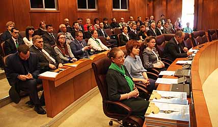 ВРЕМЯ ВЫЗОВОВ И ВОЗМОЖНОСТЕЙ