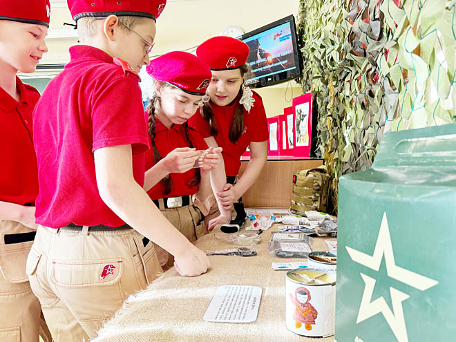 Ушли на фронт выпускники