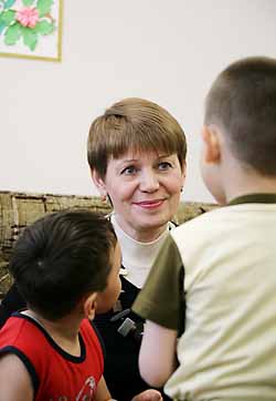 ХОЗЯЙКА ДЕТСКОГО ДОМА