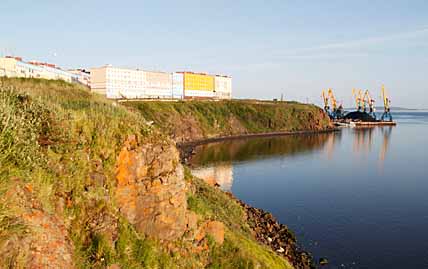 ЛЕТО, ПОЛНОЕ РАБОТ