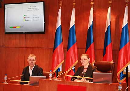 ОКРУЖНОЙ БЮДЖЕТ НАРАЩИВАЕТ СОЦИАЛЬНЫЕ РАСХОДЫ