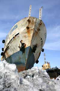 КОРАБЛИ НА СНЕГУ