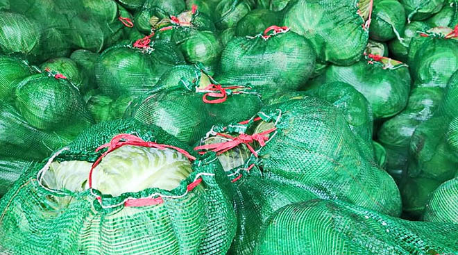 Социально значимые продукты поступают в Билибинский район речным и наземным транспортом