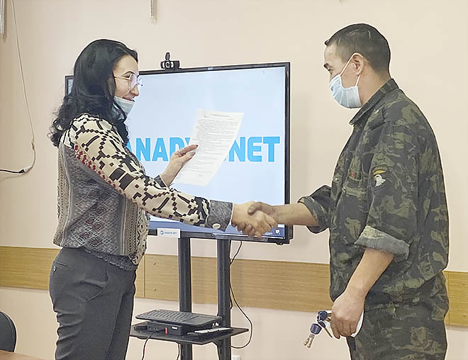 Первые семь семей Лаврентия получили ключи от квартир в двух сданных осенью новостройках