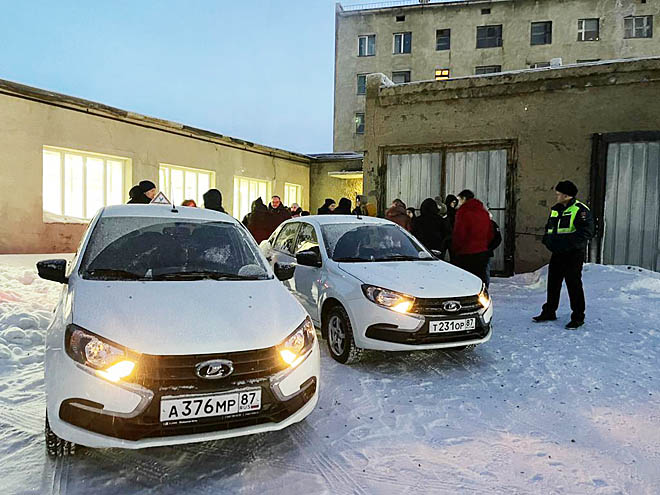 В Певеке открылась автошкола, где старшеклассники смогут бесплатно научиться управлять легковушкой