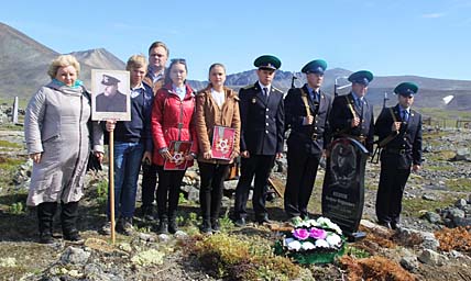 ВЕТЕРАНАМ В УРЕЛИКАХ ВОЗДАЛИ ВОИНСКИЕ ПОЧЕСТИ