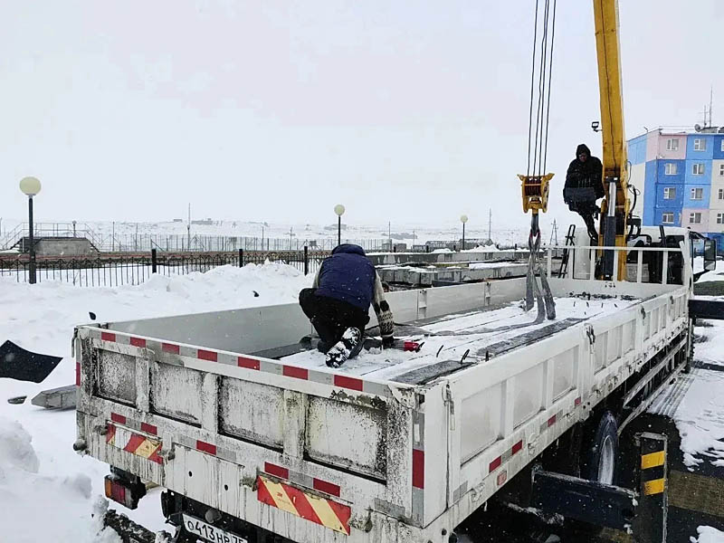 Для школьников и малышей