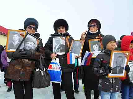 НАШ ПОЛК ШАГАЕТ В НОГУ