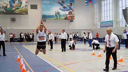 ТЫНЗЯНОМ ПО ХОРЕЮ