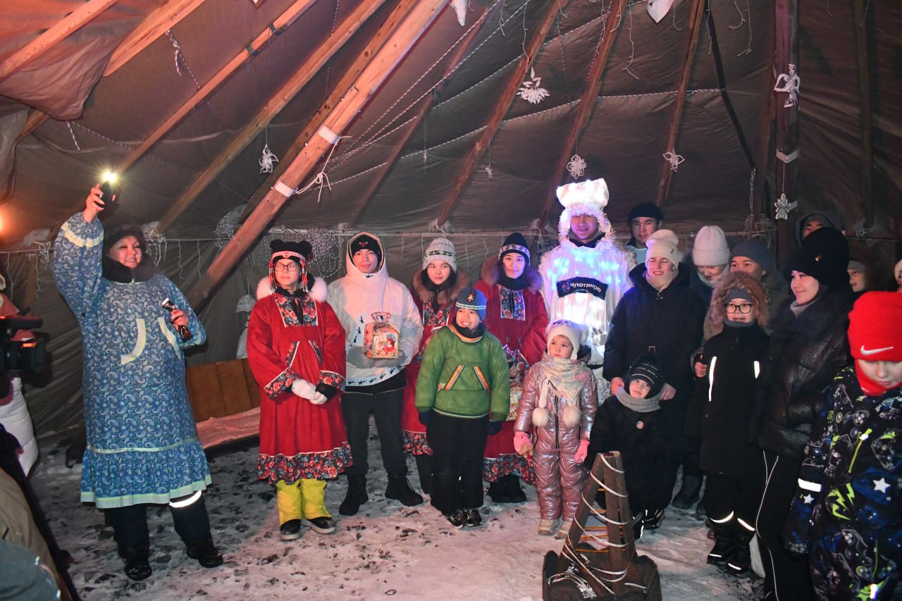 Героям и детям 