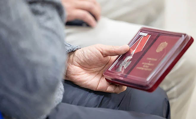 Ордена Мужества пяти погибших бойцов СВО с Чукотки переданы в Анадыре их семьям