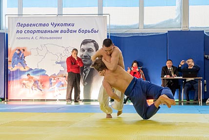 ТРИ ДНЯ БЕЗ КОМПРОМИССА