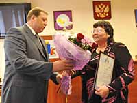 В АТМОСФЕРЕ ТЕПЛОТЫ И РАДОСТИ