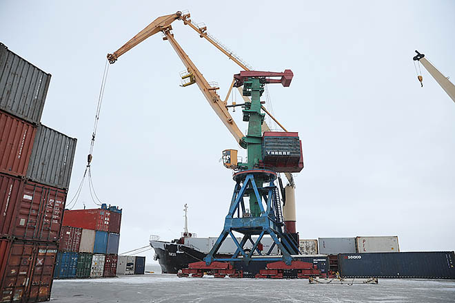 Свыше 800 тыс. т грузов доставлено на Чукотку в навигацию-2024, выполнено более 100 судозаходов