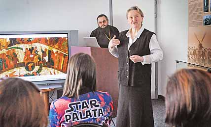 О СВЯТЫНЯХ СО ЗНАНИЕМ ДЕЛА