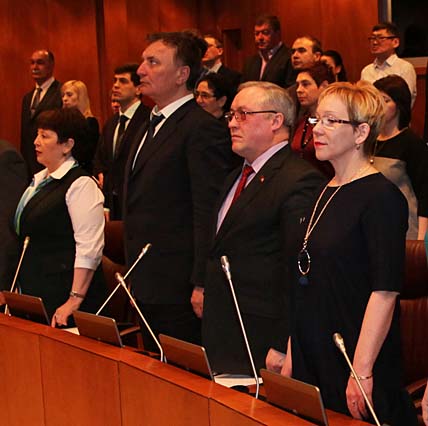 ДЕПУТАТА ЛИШИЛИ МАНДАТА