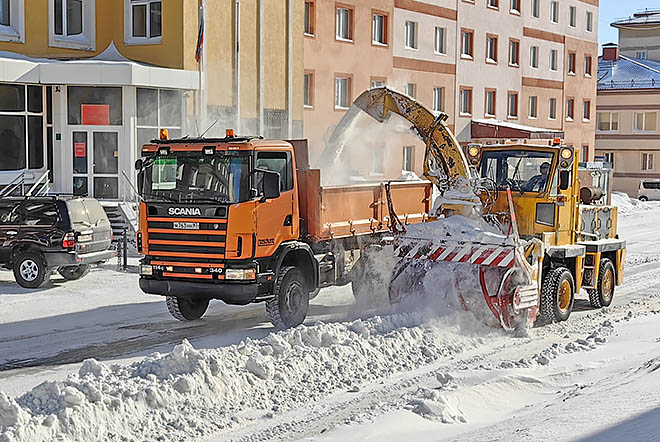 Есть работа на три года