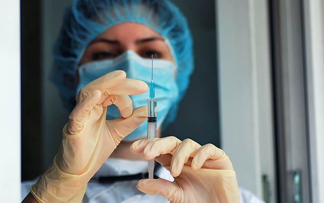 Две вакцины в один день