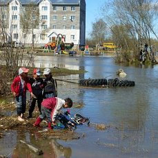 БОЛЬШАЯ ВОДА  УДАРИЛА ПО ОГОРОДАМ