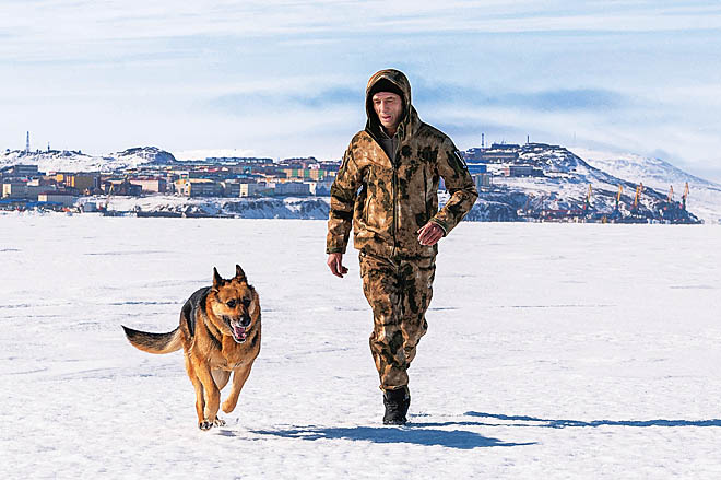 С верным другом  в мирную жизнь