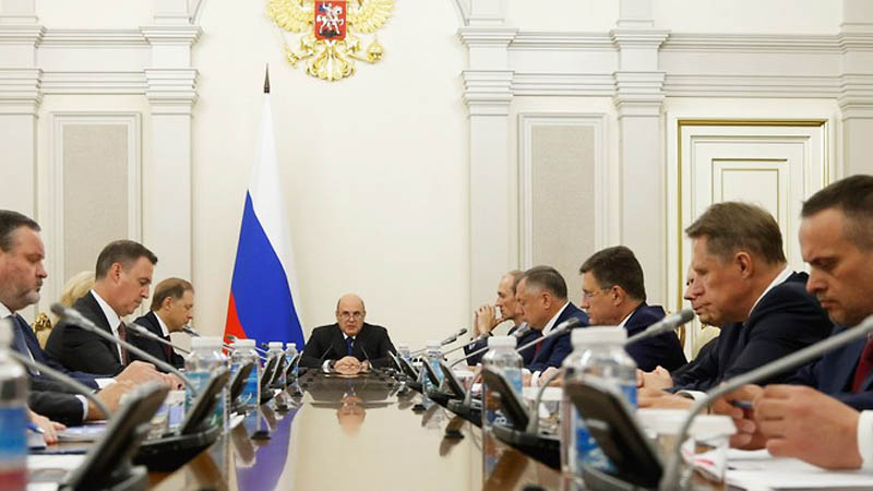 Докторам и фельдшерам