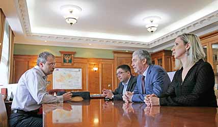 РОСНЕДРА ОБЕЩАЮТ ПОМОЩЬ «ЗОЛОТОМУ КРАЮ»