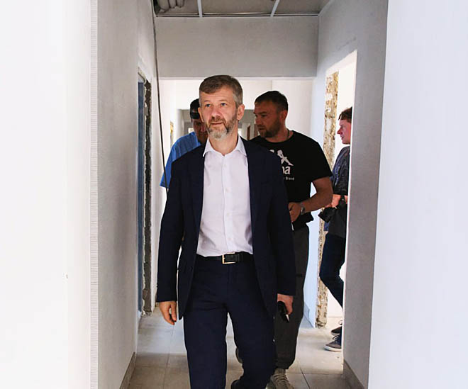 Сделано на три четверти