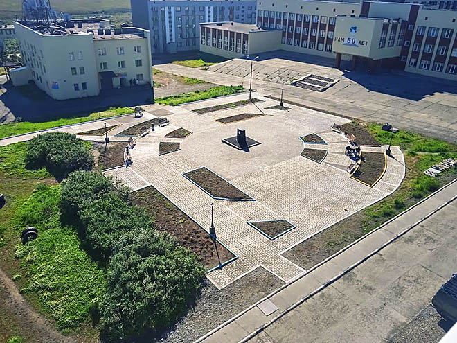 В посёлке Беринговском завершилось благоустройство сквера имени Щорса