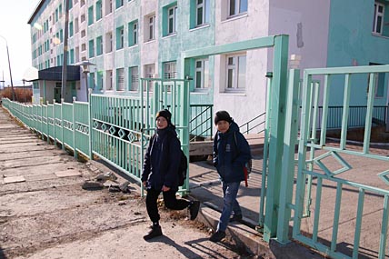 С «ДИСТАНЦИОНКИ» ОТПУСТЯТ БЕЗ ТЕСТА