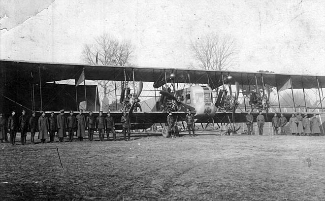 Под крылом столетия