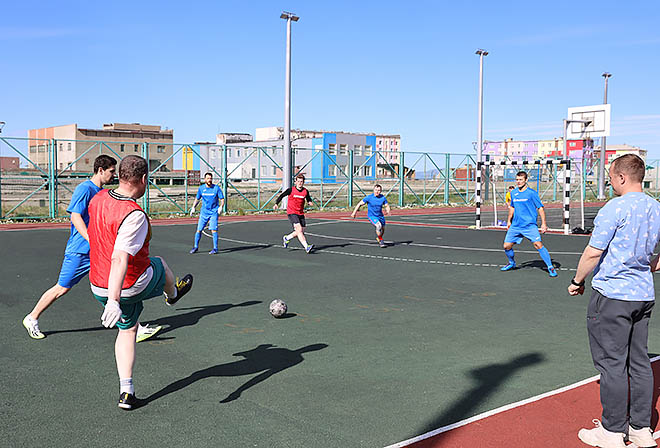 Савина не забывают