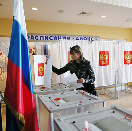 ГОЛОСА ОТДАЛИ ГЛАВАМ