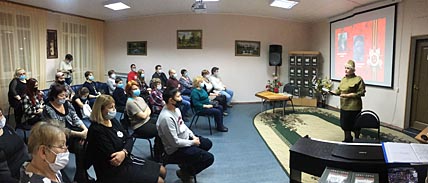 В ПЕВЕКЕ СОЗДАЛИ НАРОДНУЮ КНИГУ