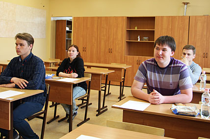 ЛИТЕРАТУРУ НЕ ВЫБИРАЮТ