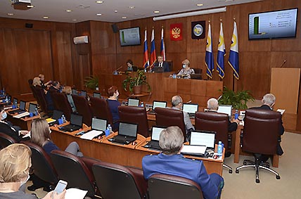 БЮДЖЕТ ПРИНЯТ