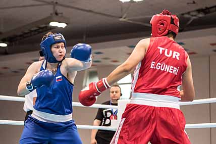 МАРИЯ УРАКОВА ВЫБИЛА ЧЕМПИОНСТВО