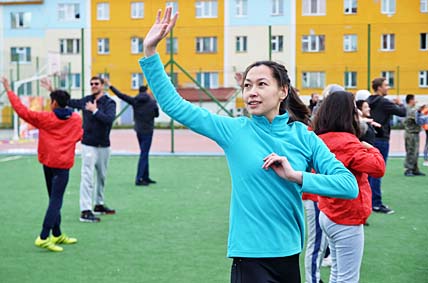 ЗАРЯДКУ – В МАССЫ!