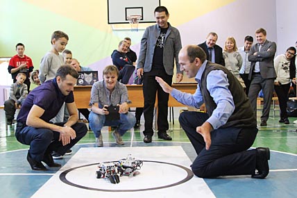 БОЕВЫЕ «ТАНЦЫ» РОБОТОВ