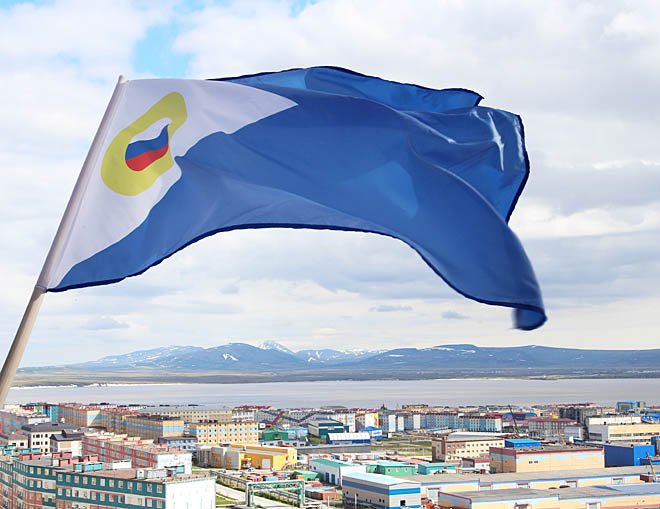 К гербу и флагу добавили гимн