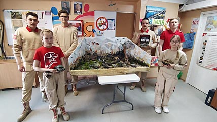 Летят самолеты и танки горят…